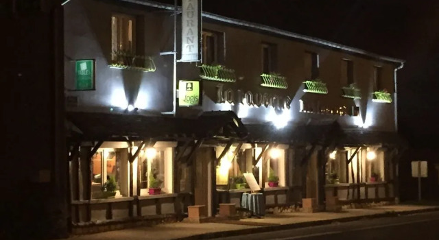 Logis Hôtel la Taverne Picarde, Varaa Hotelli Heilles Picardy