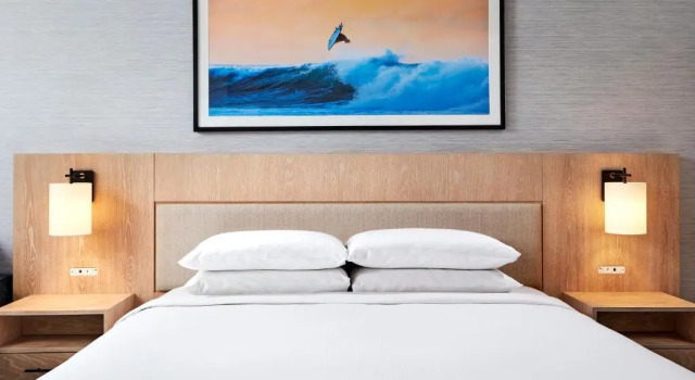 Двухместный номер с видом на бассейн Hotel MDR Marina del Rey- a DoubleTree by Hilton