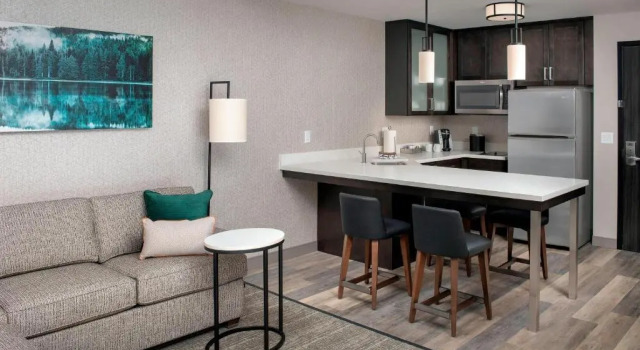 Четырёхместная студия Residence Inn By Marriott Bend
