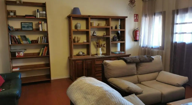 Коттедж La Cerca de Torrecaballeros, a 10 min de Segovia