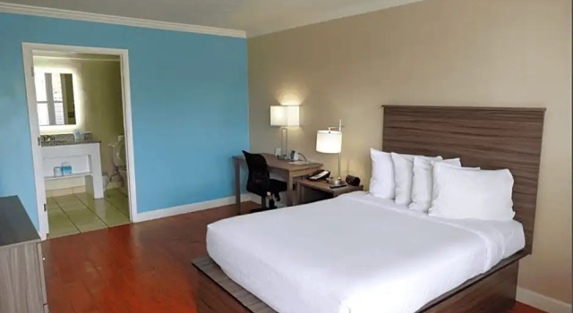 Номер Standard Melbourne All Suites Inn near I95