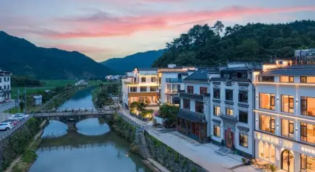 Star River Secret Villa, Huangling Wuyuan, Prenota Hotel Shangrao Jiangxi