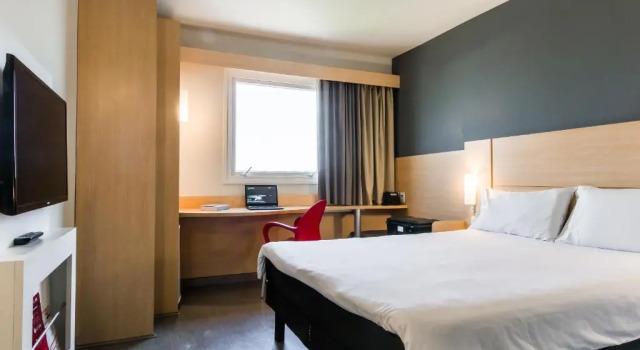 Двухместный номер Standard ibis Marilia