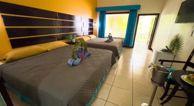 Четырёхместный номер Standard Fantasy Island Beach Resort and Marina - All Inclusive