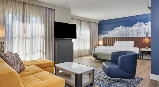 Studio Suite Hyatt Centric the Pike Long Beach