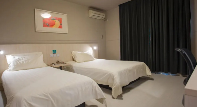 Jinjiang Inn Sanya International Shopping Center Seaview, Book Hotel Sanya Hainan