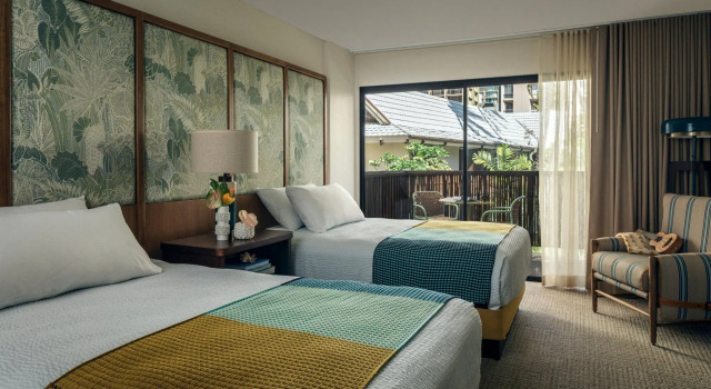 Четырёхместный номер Standard White Sands Hotel