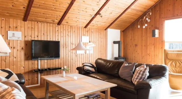 6 Person Holiday Home on a Holiday Park in Fanø, Book Hotel Hotels in Fano with Parking, Parking