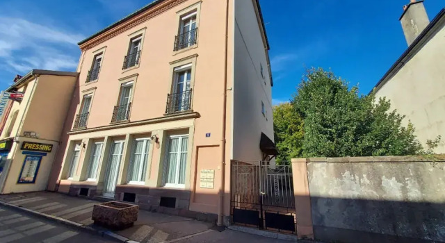 Appartement des Capucins, Забронировать Апартаменты/квартира Ремирмон Вогезы