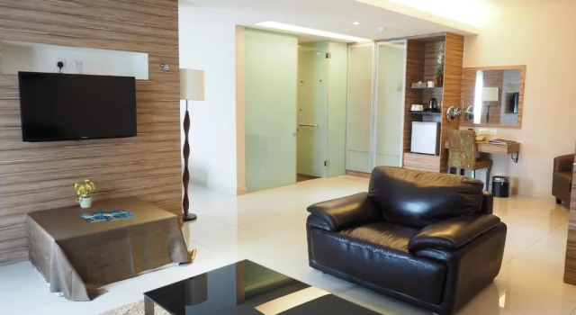 Люкс Deluxe Mornington Hotel Medan Ipoh