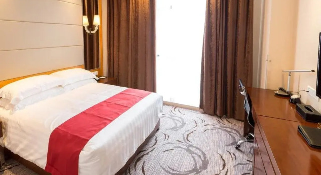Zhenjiang Yinhong Business Boutique Hotel, Rezerwuj Boutique Hotel Zhenjiang Jiangsu