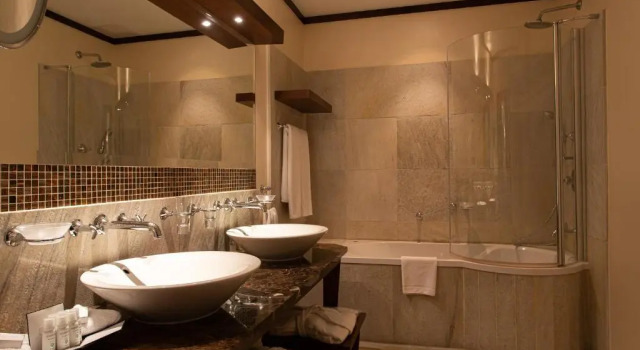 Семейный номер Standard Mamaison Le Regina Boutique Hotel