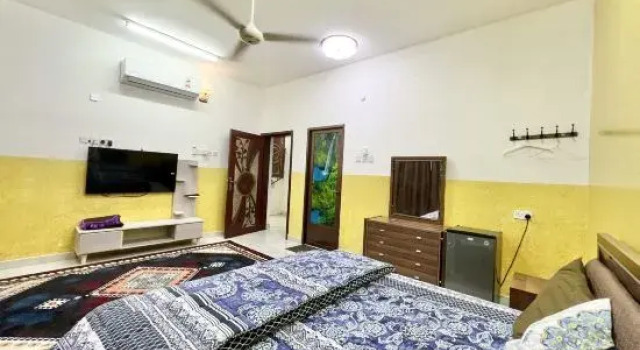 Кровать в общем номере Cloudy Cloud Farm Resort
