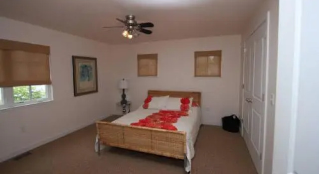 216 New Castle St., Забронировать Отель Рехобот-Бич Delaware Beaches, рядом с Rehoboth Beach Theatre of the Arts