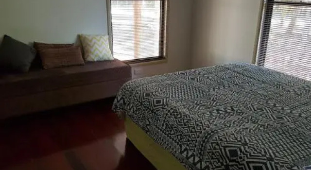 1 Naiad Court Lowset Family Home With Swimming Pool And Covered Deck. Pet Friendly, Prenota Hotel Hotel a Queensland con piscina, Piscina