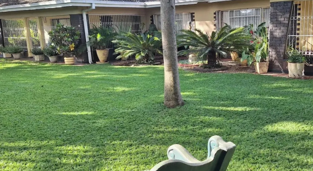 Cottage Beautiful 2-Bedroomed Guest Cottage in Harare