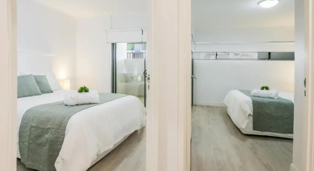 Azure Vista - 3 Bedroom Unit - Ocean Views, Prenota Hotel Hotel a Queensland con parcheggio, Parcheggio