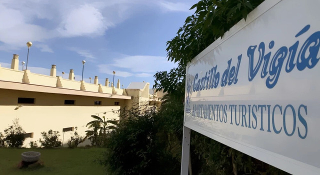 Apartamentos Castillo del Vigía
