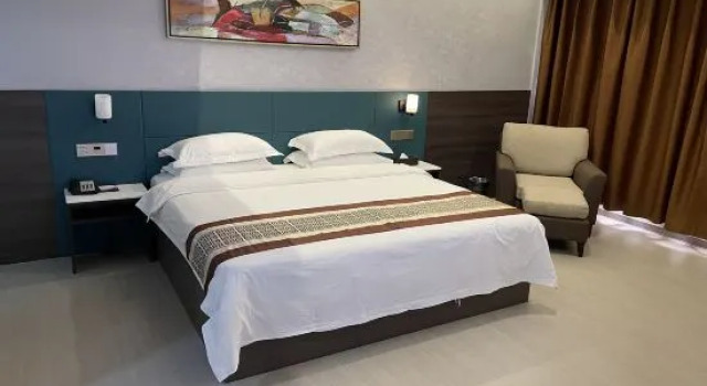 Люкс Rising Dragon International Hotel