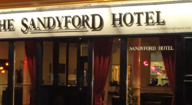Семейный номер Standard Sandyford Hotel