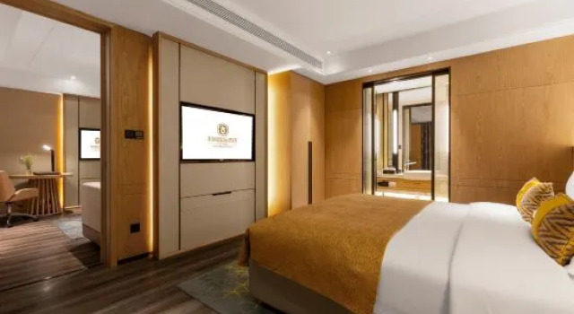 Двухместный люкс Herun International Hotel