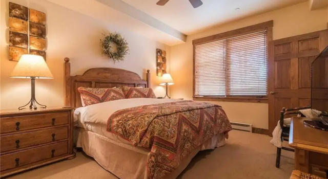 Номер Standard Tl2212 Stunning Condo with Private Balcony Overlooking the Pool