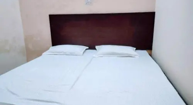Sharda Hotel