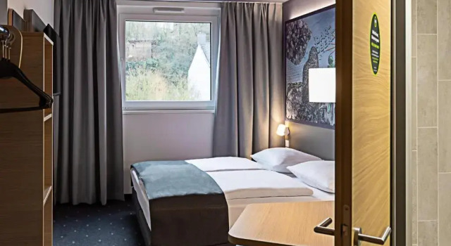 Двухместный номер B&B HOTEL Idar-Oberstein