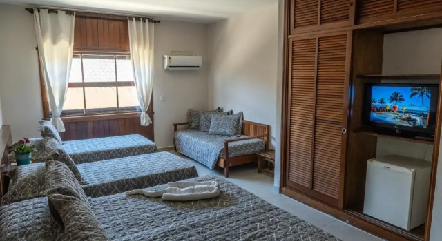 Четырёхместный номер Comfort Strand Hotel