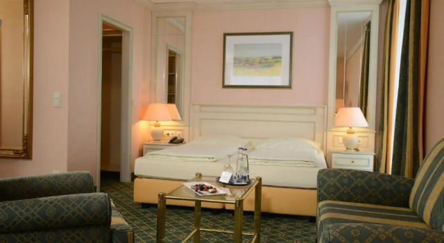 Двухместный номер Superior The Monarch Hotel