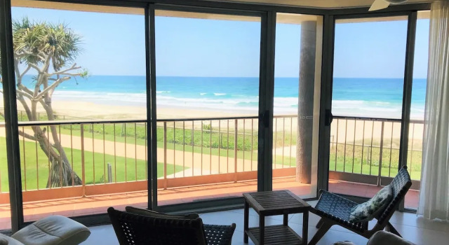 Апартаменты с 2 комнатами с балконом и рядом с пляжем Sanctuary Beach Resort