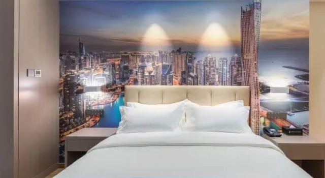 Люкс Deluxe Jinming Rezen Select Hotel (Qinhuangdao)