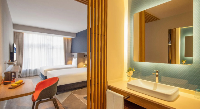 Двухместный номер Standard Holiday Inn Express Qingdao Jinshui by IHG