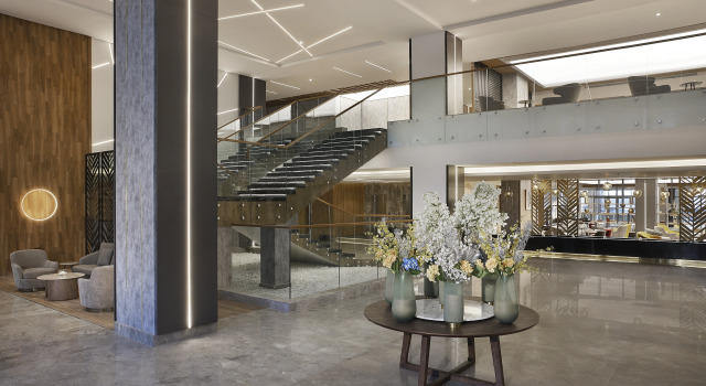 Holiday Inn & Suites Al Khobar by IHG, Забронировать Отель Отели и гостиницы Al Aqrabeyah , Отель