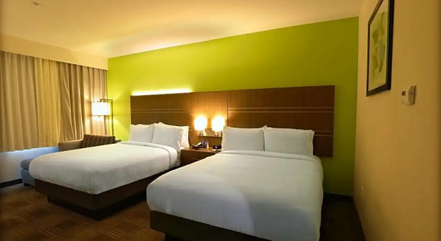 Четырёхместный люкс Holiday Inn Express & Suites - Dripping Springs - Austin Area by IHG