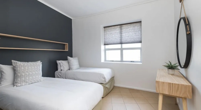 103 Point Bay, Забронировать Отель Отели Дурбана с завтраком, рядом с Пляж Addington Beach, Завтраки