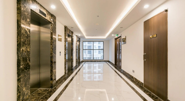 Diamond Luxury Saigon Center, Забронировать Отель Отели Хошимина с бассейном, рядом с Торговый центр Tax, Бассейн