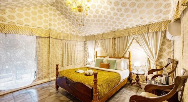 Тент с видом на внутренний двор ELIVAAS Zephyr Luxury cottages