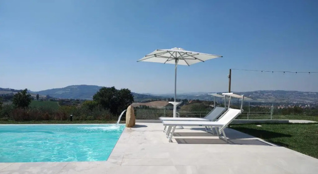 La Maggiolina Country House, Rezervovat Hotel Hotely v Montelabbate s parkováním, Parkování