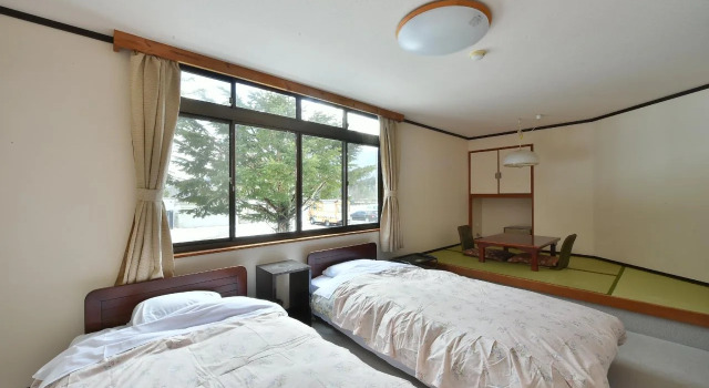 Guest room Furusatomura Kogeikan, Boek Pension Omachi 