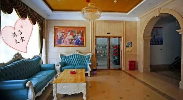 Xicheng Holiday Hotel, Prenota Hotel Enshi Prefecture Cina