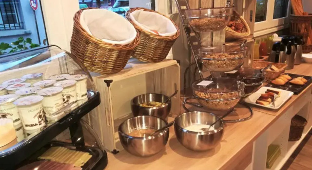 Номер Standard Logis Hôtel-Restaurant La Coupe dOr