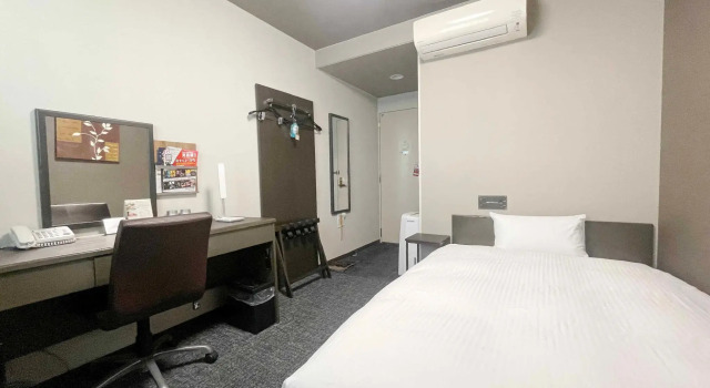 Route Inn Grantia Naha, Забронировать Отель Отели Наха с парковкой, рядом с Железнодорожная станция Кентё-маэ, Парковка