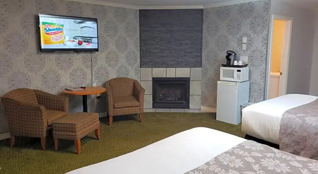 Люкс Deluxe Regency Inn & Suites
