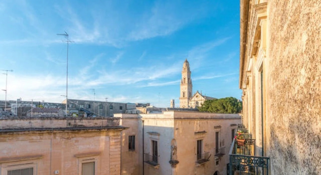 Dimora Storica Bernardini, Забронировать Отель Отели Лечче с парковкой, рядом с Museo Sigismondo Castromediano, Парковка