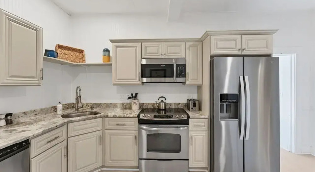 Апартаменты Downtown Historic Punta Gorda Loft W Incredible Outdoor Space 1 Bedroom Apts
