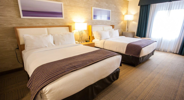 Номер Standard DoubleTree by Hilton Rapid City Downtown Convention Center