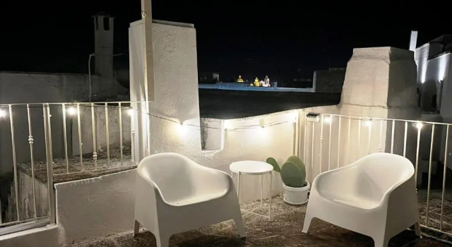 Студия Little White Home in Ostuni