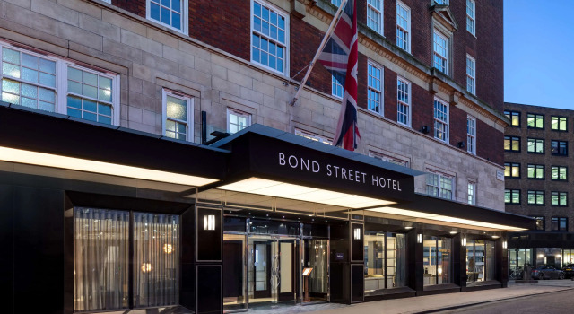 Отель Radisson Blu, London Bond Street