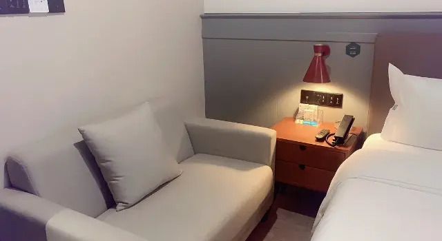 Люкс Premier City Comfort Hotel Shenzhen Dongmen Old Street Metro Station